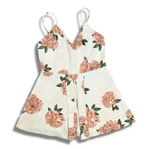 🌟 Rumors White Floral Cami Romper One-Piece Casual Size Large 🌟